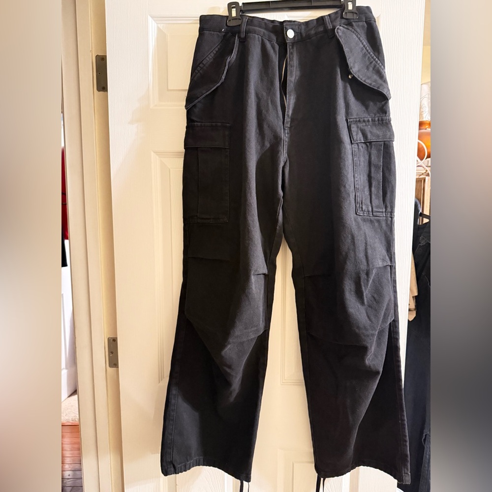 Zara Men's Dark Cargo Pants NWT